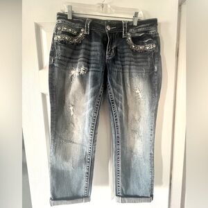 Miss Me signature crop jeans